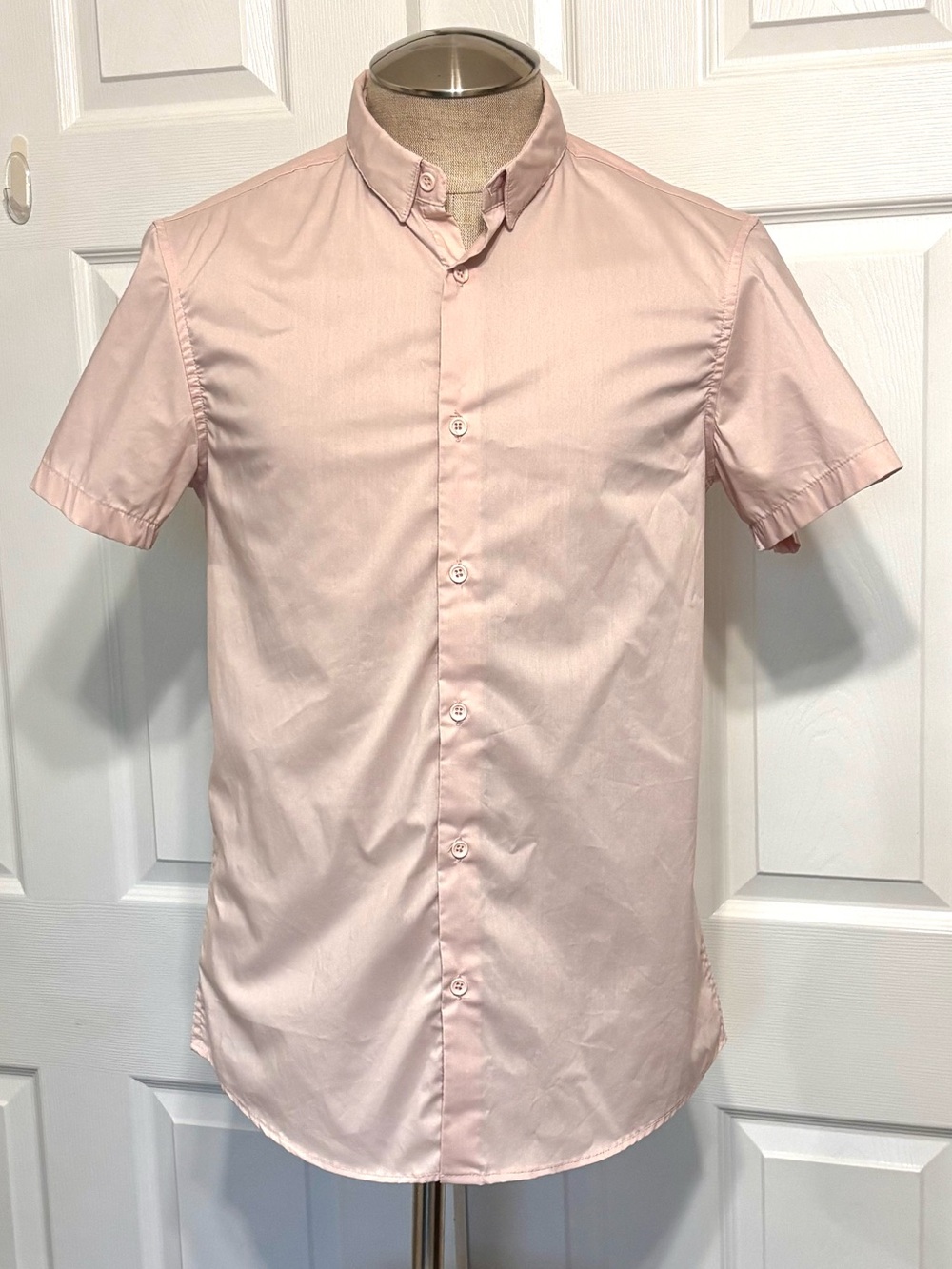 Cuidado Con el Perro Men's Short-Sleeve Pink Button-Down Dress Shirt Size Medium